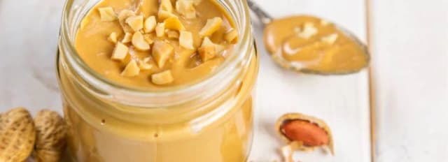 Czym smarować chleb przy wysokim cholesterolu? Zdrowe alternatywy, które działają Czym smarować chleb przy wysokim cholesterolu? Zdrowe alternatywy, które działają