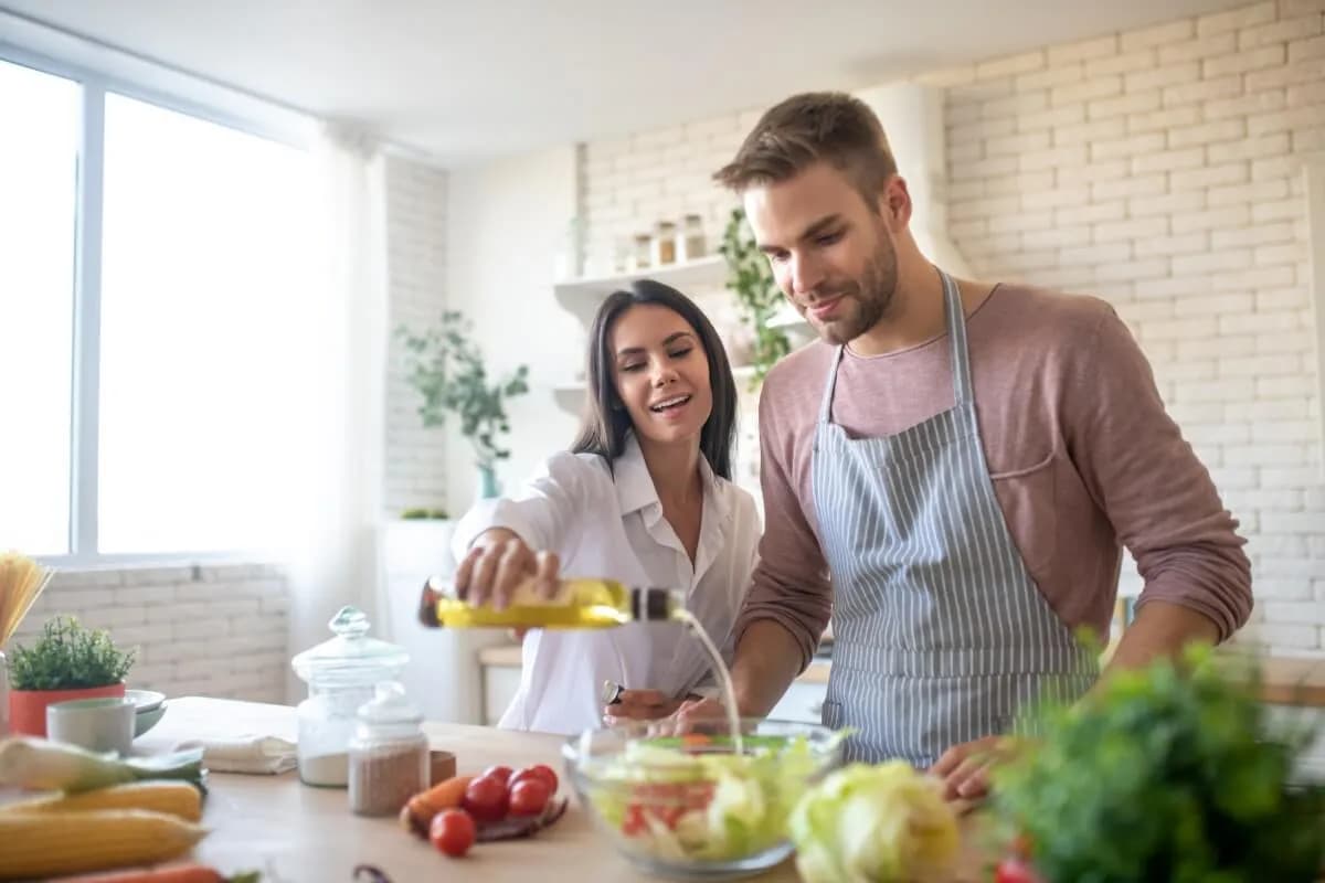 Czy oliwa z oliwek podnosi cholesterol? Odkryj prawdę o zdrowiu serca Czy oliwa z oliwek podnosi cholesterol? Odkryj prawdę o zdrowiu serca